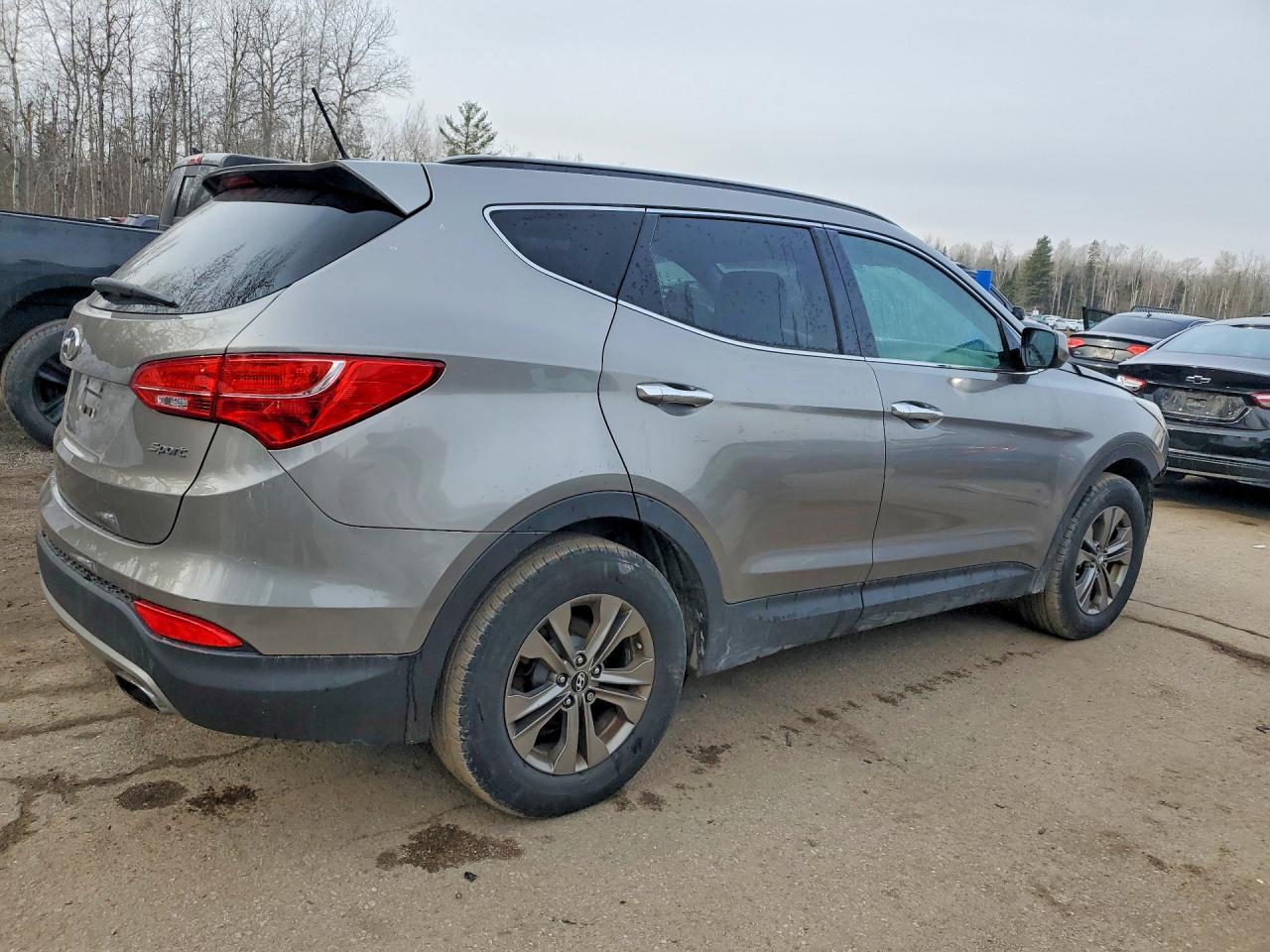 2014 Hyundai Santa Fe Sport 2.4L - zdjęcie 3