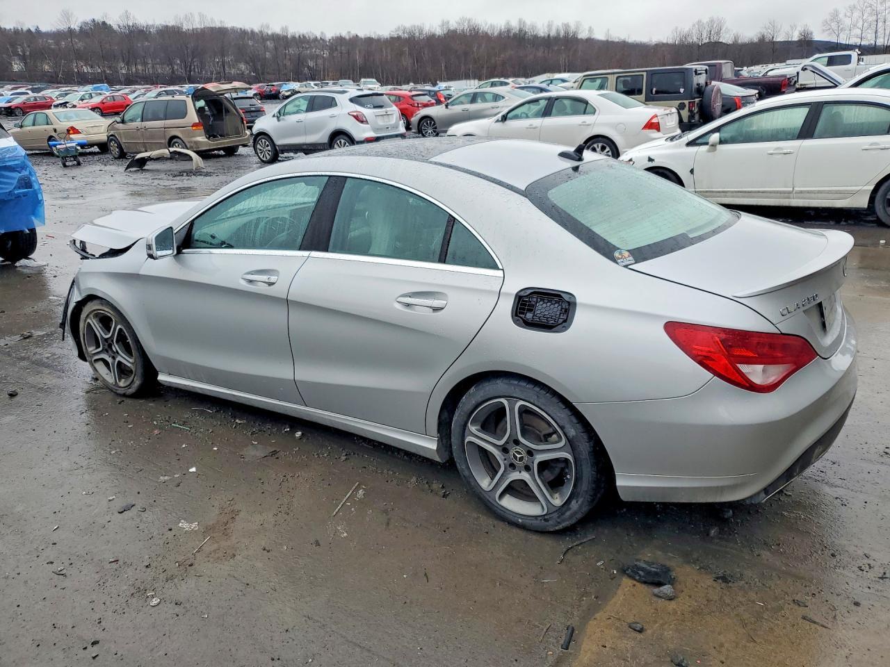 2019 Mercedes-Benz Cla 250 4Matic - zdjęcie 2