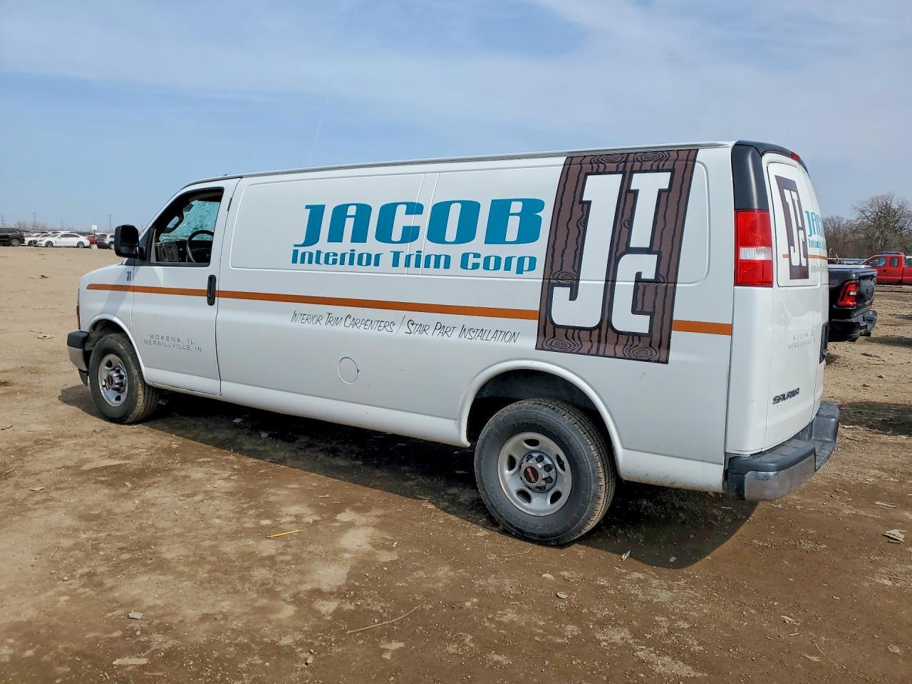 2018 GMC Savana G2500 - zdjęcie 2