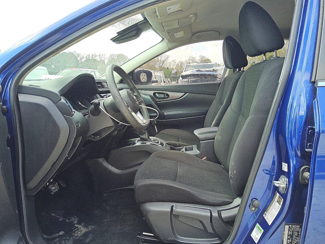 2020 Nissan Rogue Sport S - zdjęcie 7