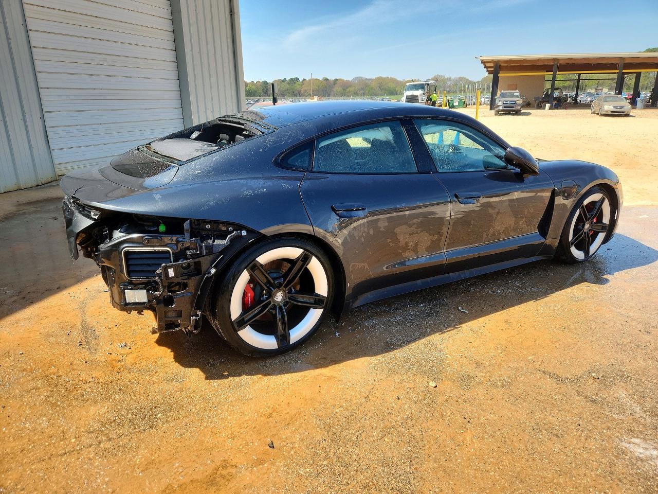 2025 Porsche Taycan 4S - zdjęcie 3