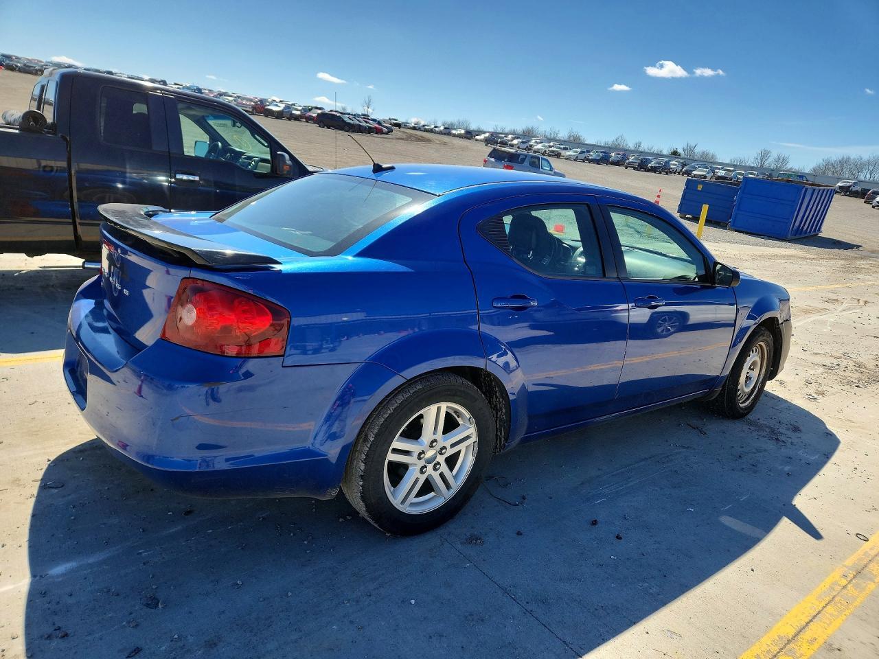 2014 Dodge Avenger - zdjęcie 3