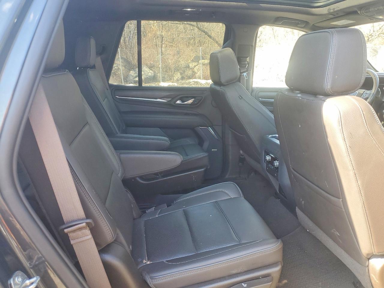 2021 GMC Yukon Denali - zdjęcie 11