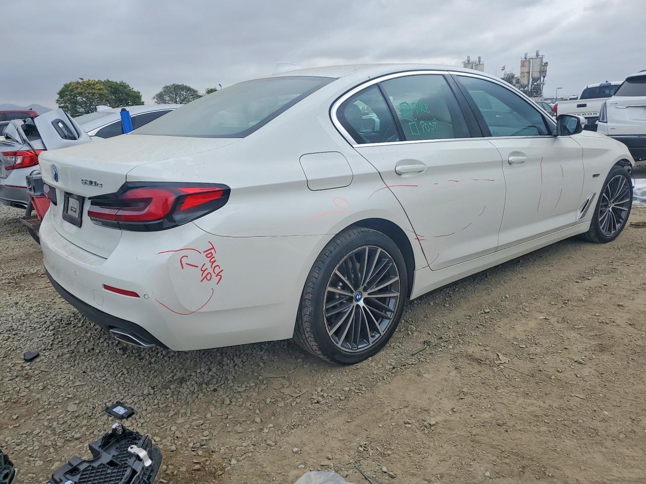 2022 BMW 530E - zdjęcie 3