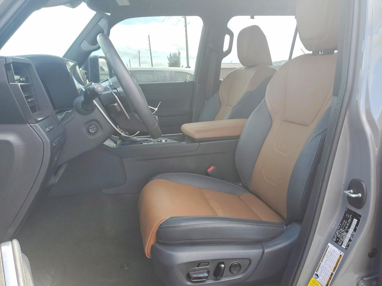 2025 Lexus Gx 550 Luxury - zdjęcie 7