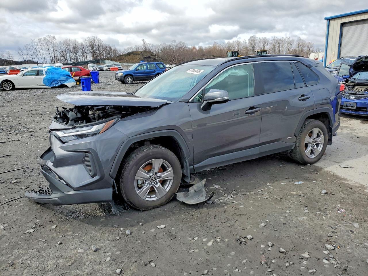2025 Toyota Rav4 Hybrid Xle - zdjęcie główne