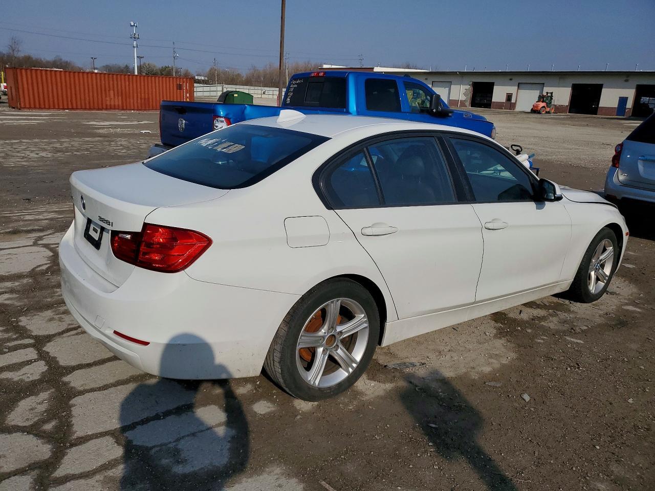 BMW Seria 3 - zdjęcie 3