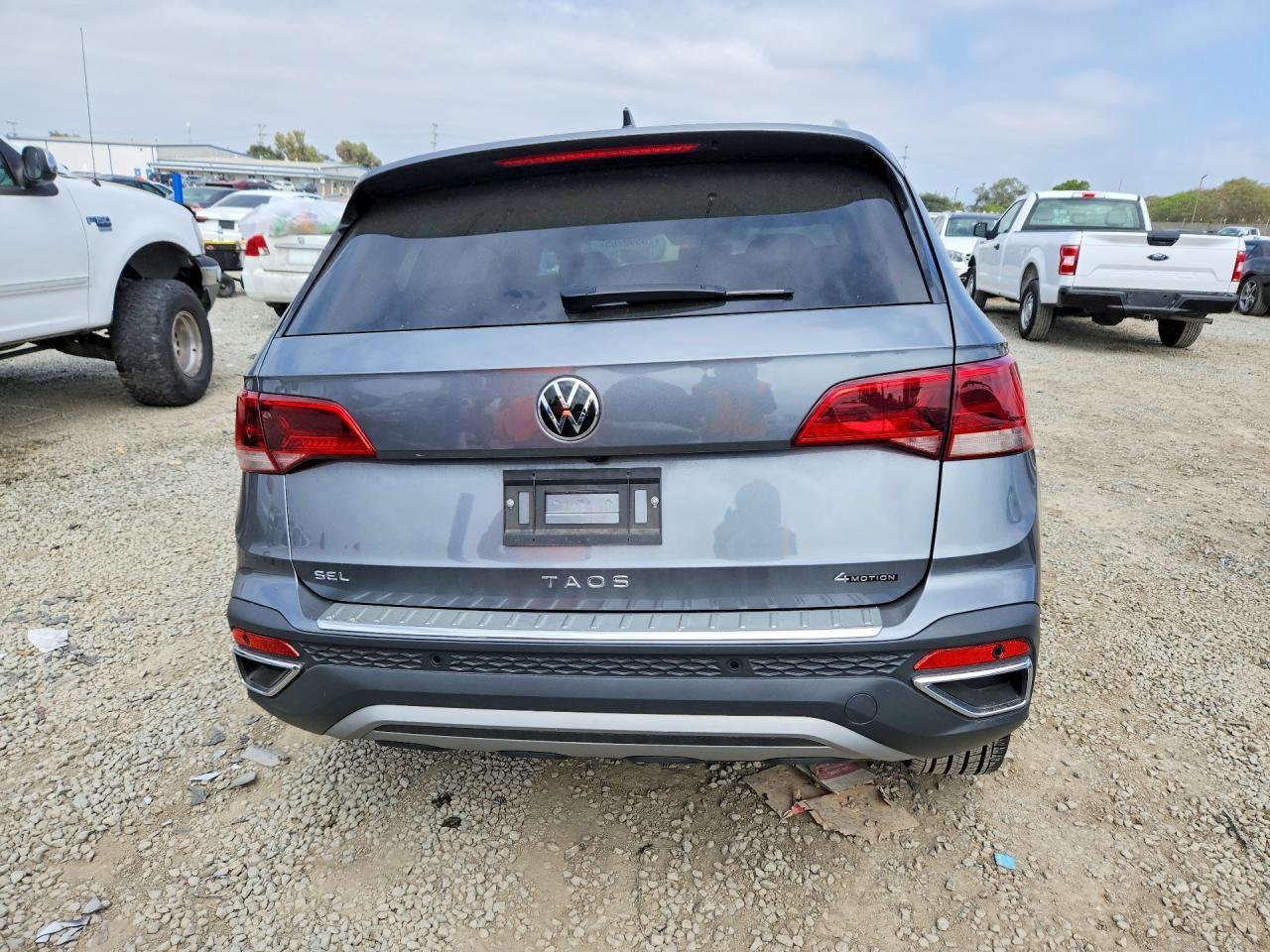 2024 Volkswagen Taos Sel - zdjęcie 6
