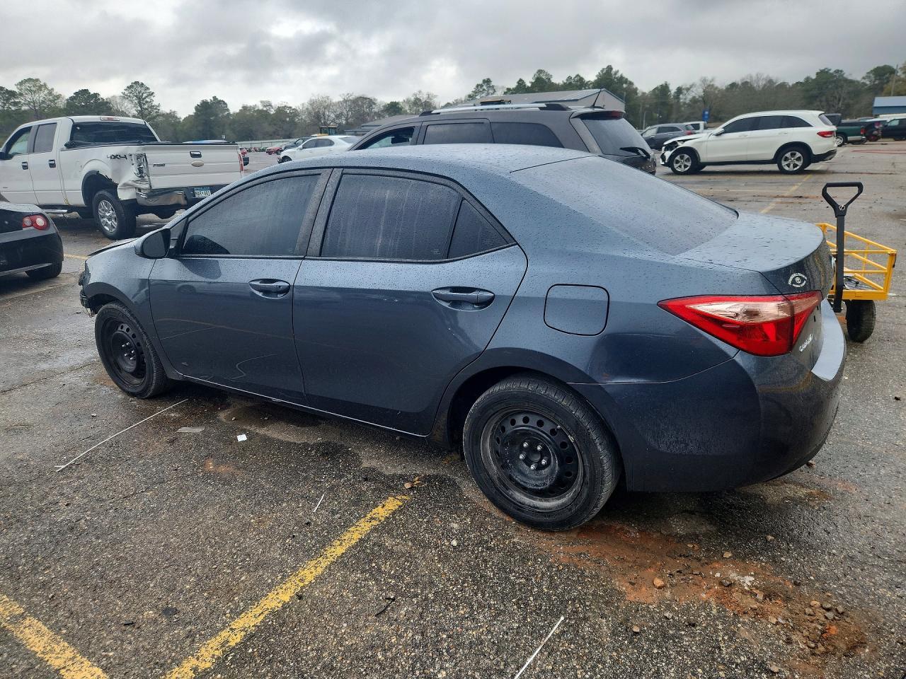 2018 Toyota Corolla Le - zdjęcie 2