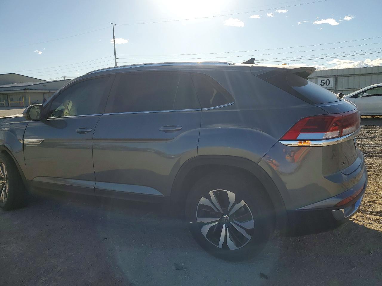 2024 Volkswagen Atlas Cross Sport Se - zdjęcie 2