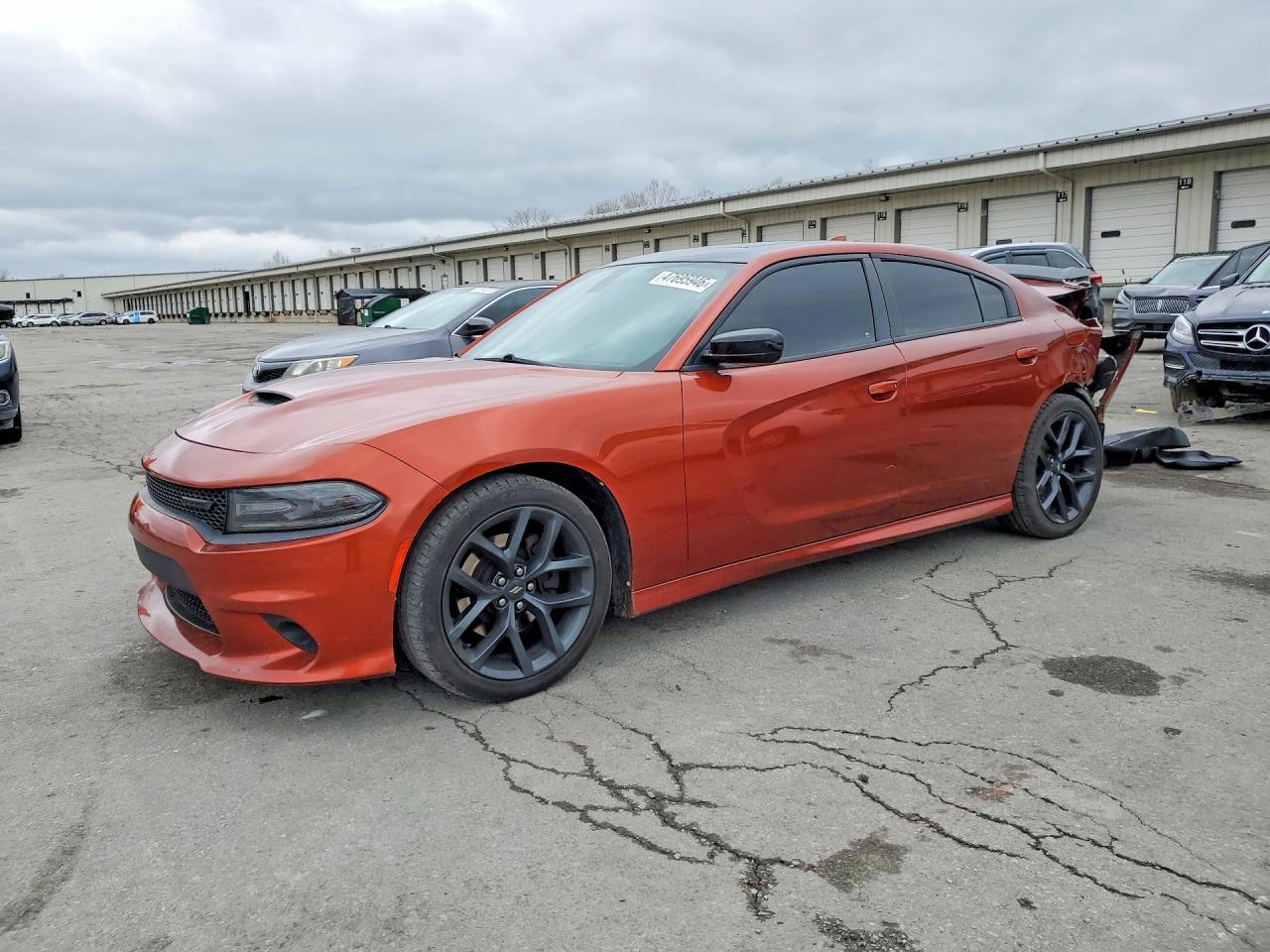 2020 Dodge Charger - zdjęcie główne