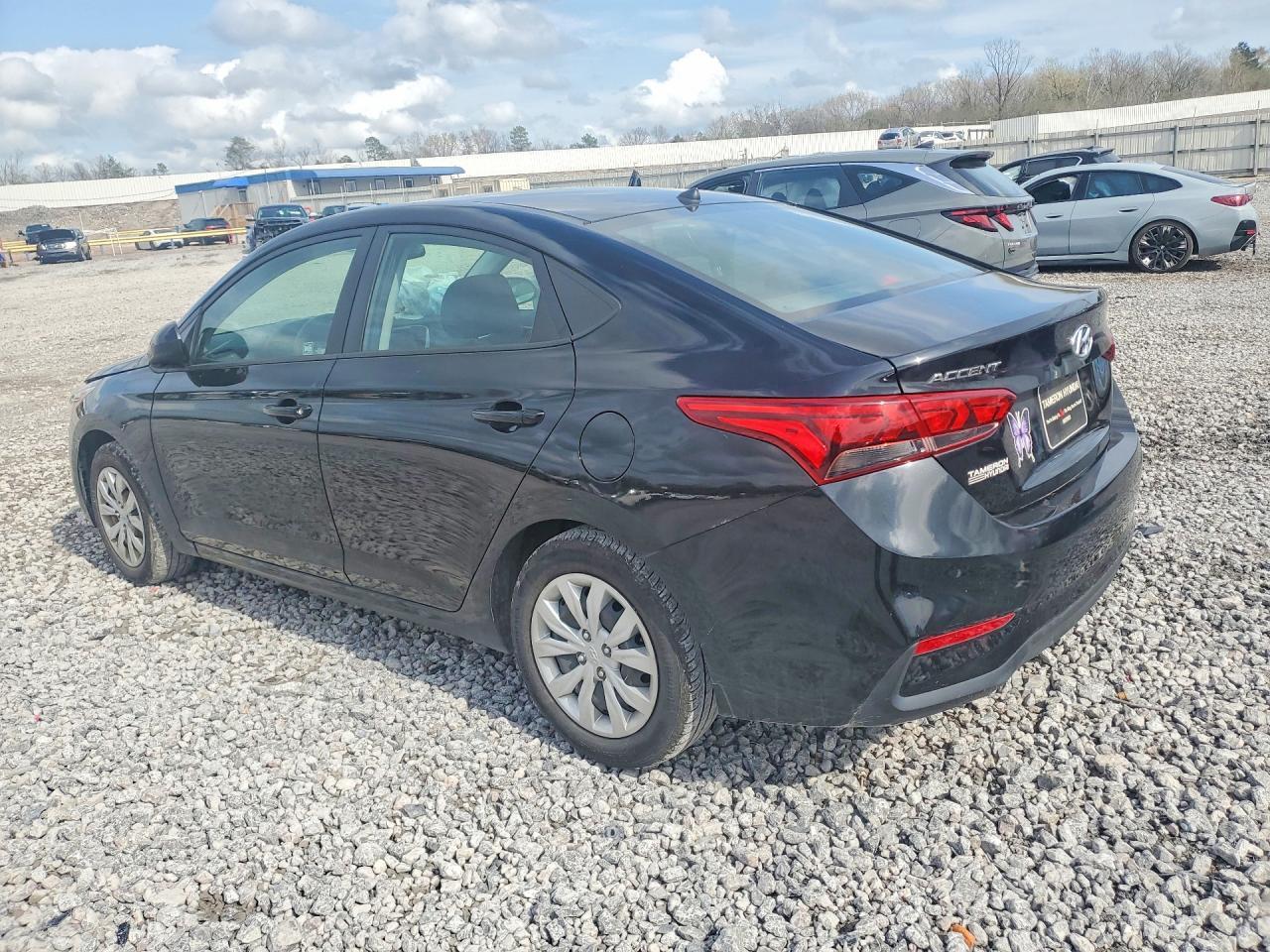 2021 Hyundai Accent Se - zdjęcie 2