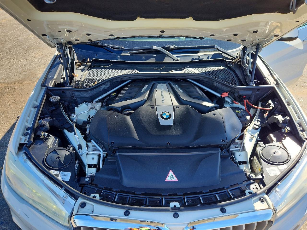 2016 BMW X5 xDrive50I - zdjęcie 12