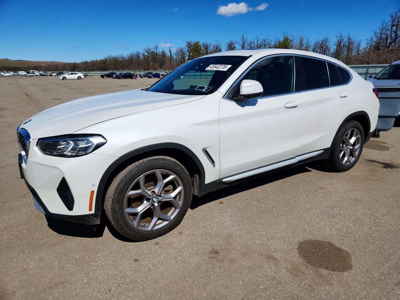 2023 BMW X4 xDrive30I - zdjęcie główne