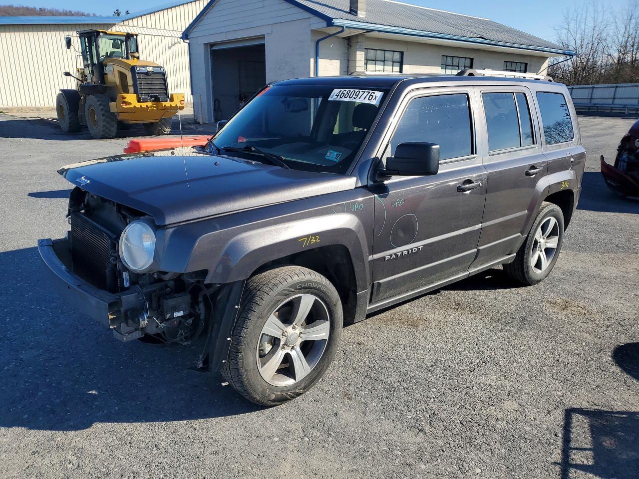 2017 Jeep Patriot Latitude - zdjęcie główne