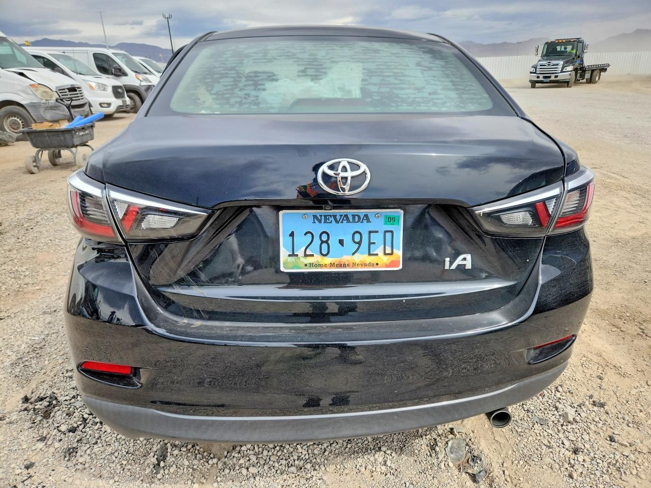 2016 Toyota Yaris - zdjęcie 6