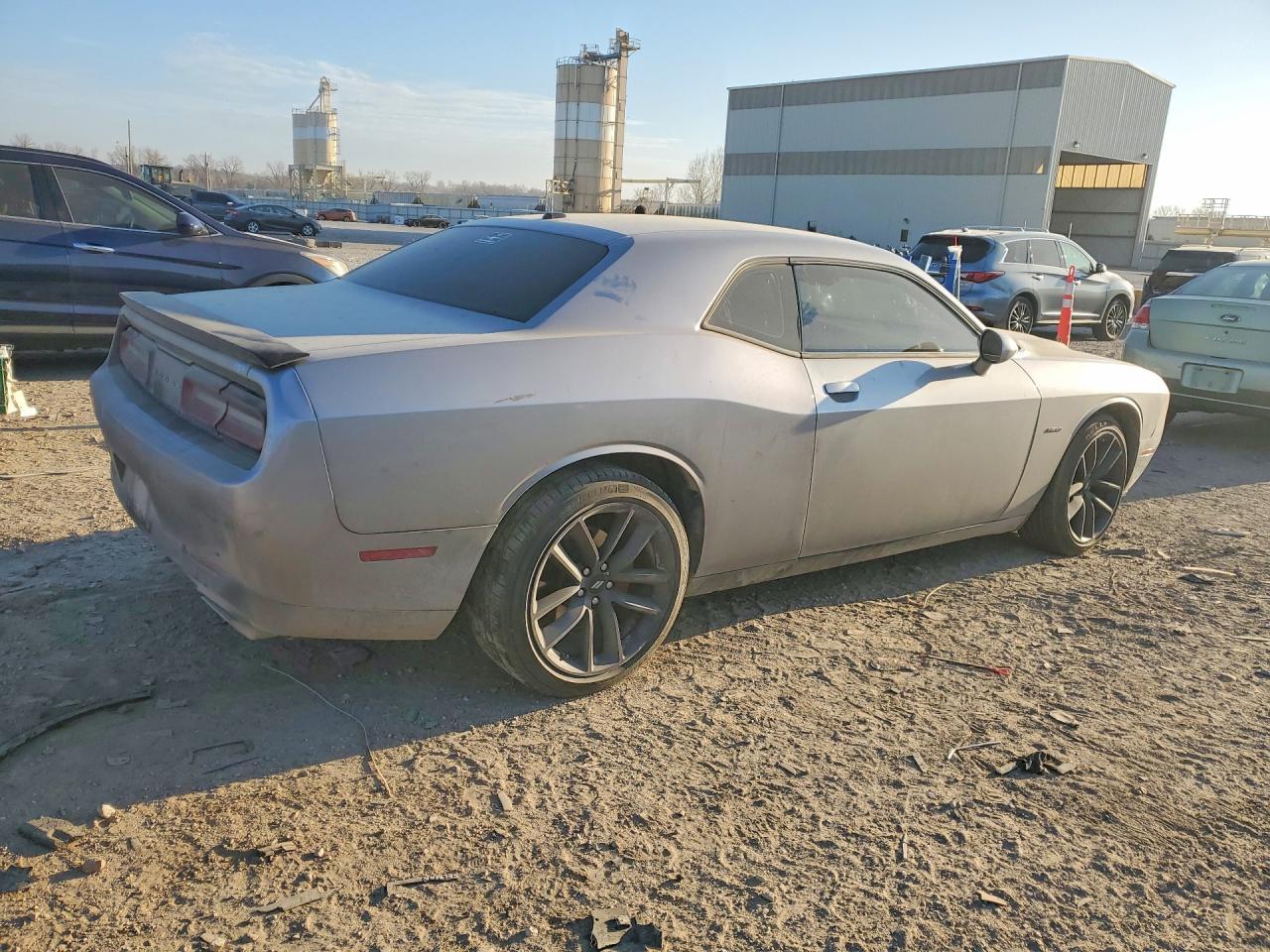 2017 Dodge Challenger R - zdjęcie 3