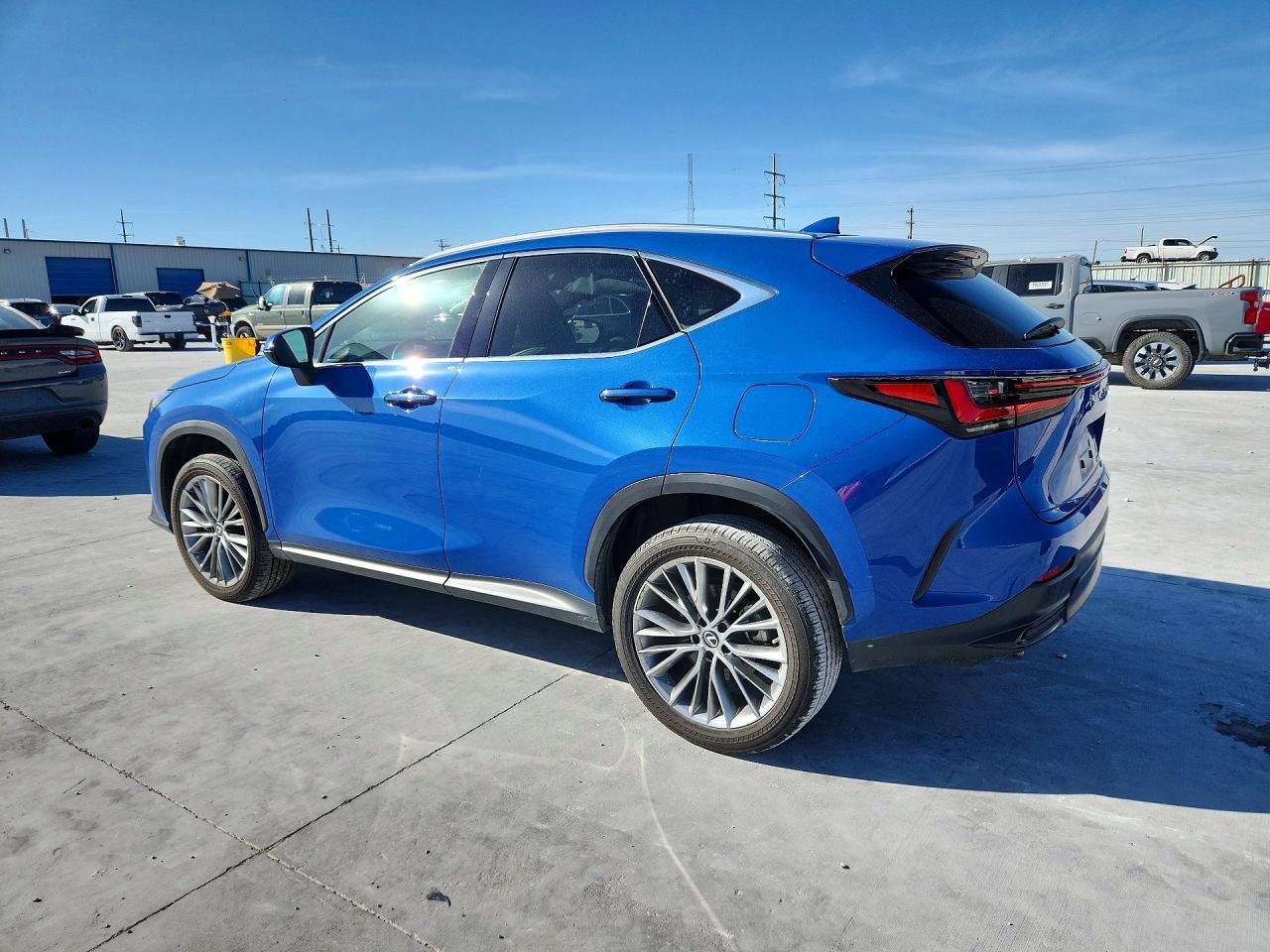 2022 Lexus Nx 350 Premium - zdjęcie 2