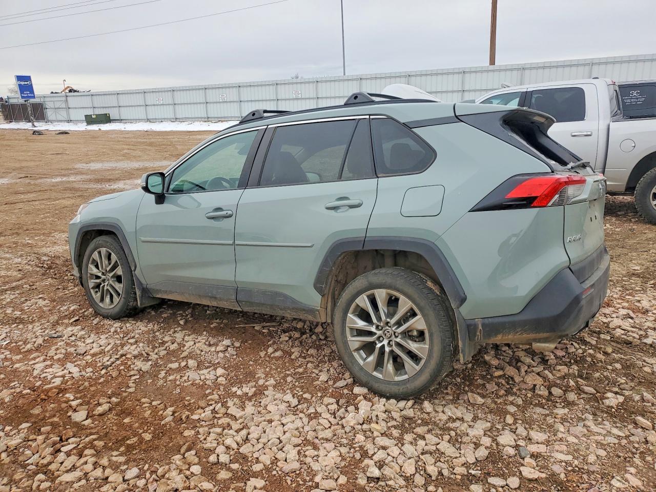 2022 Toyota Rav4 Xle Premium - zdjęcie 2