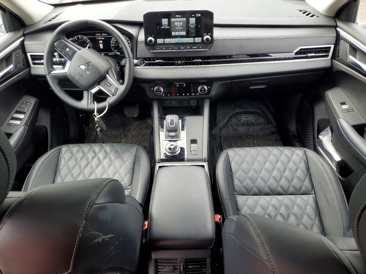 2024 Mitsubishi Outlander Se - zdjęcie 8