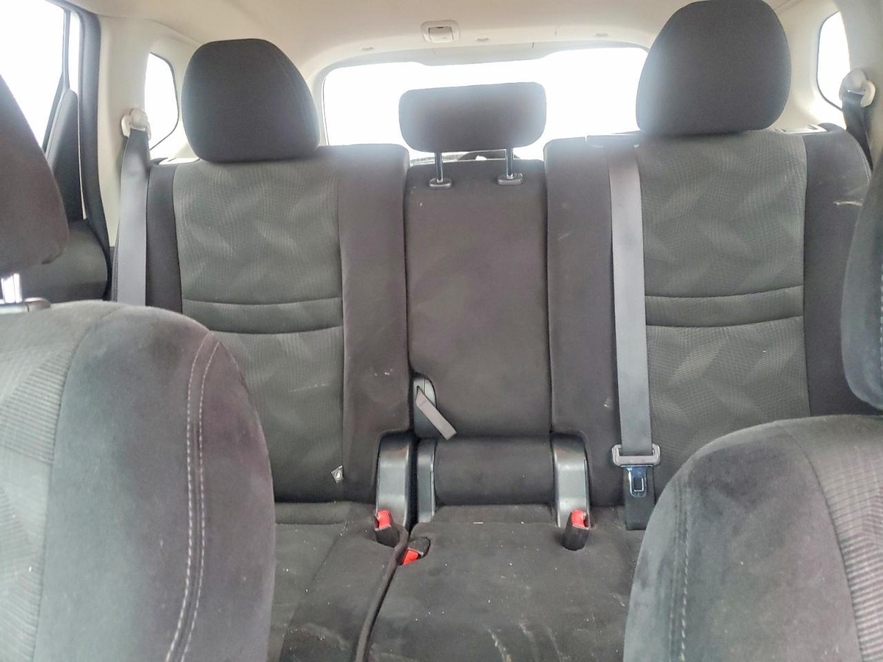 2016 Nissan Rogue S - zdjęcie 10