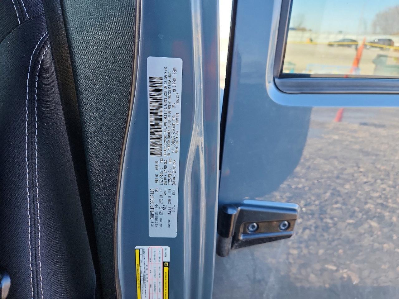 2015 Jeep Wrangler Unlimited Rubicon - zdjęcie 13