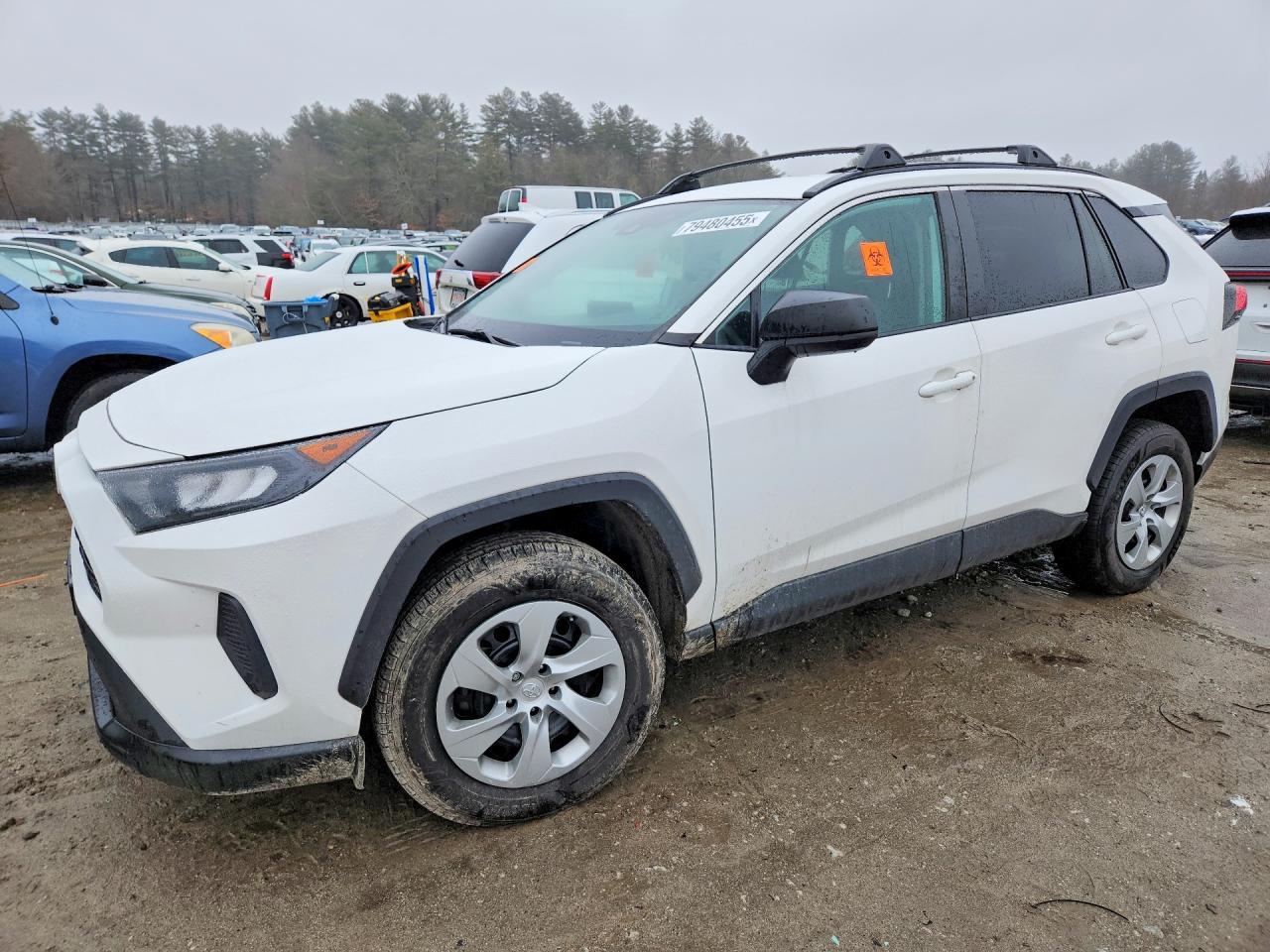 2021 Toyota Rav4 Le - zdjęcie główne