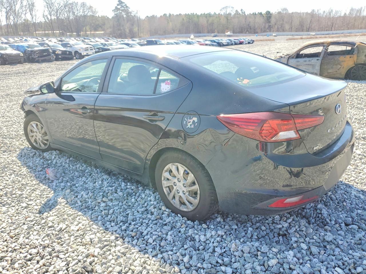 2019 Hyundai Elantra Se - zdjęcie 2