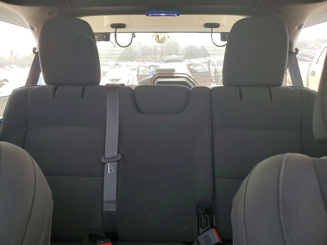 2021 Jeep Wrangler Unlimited Sport - zdjęcie 10