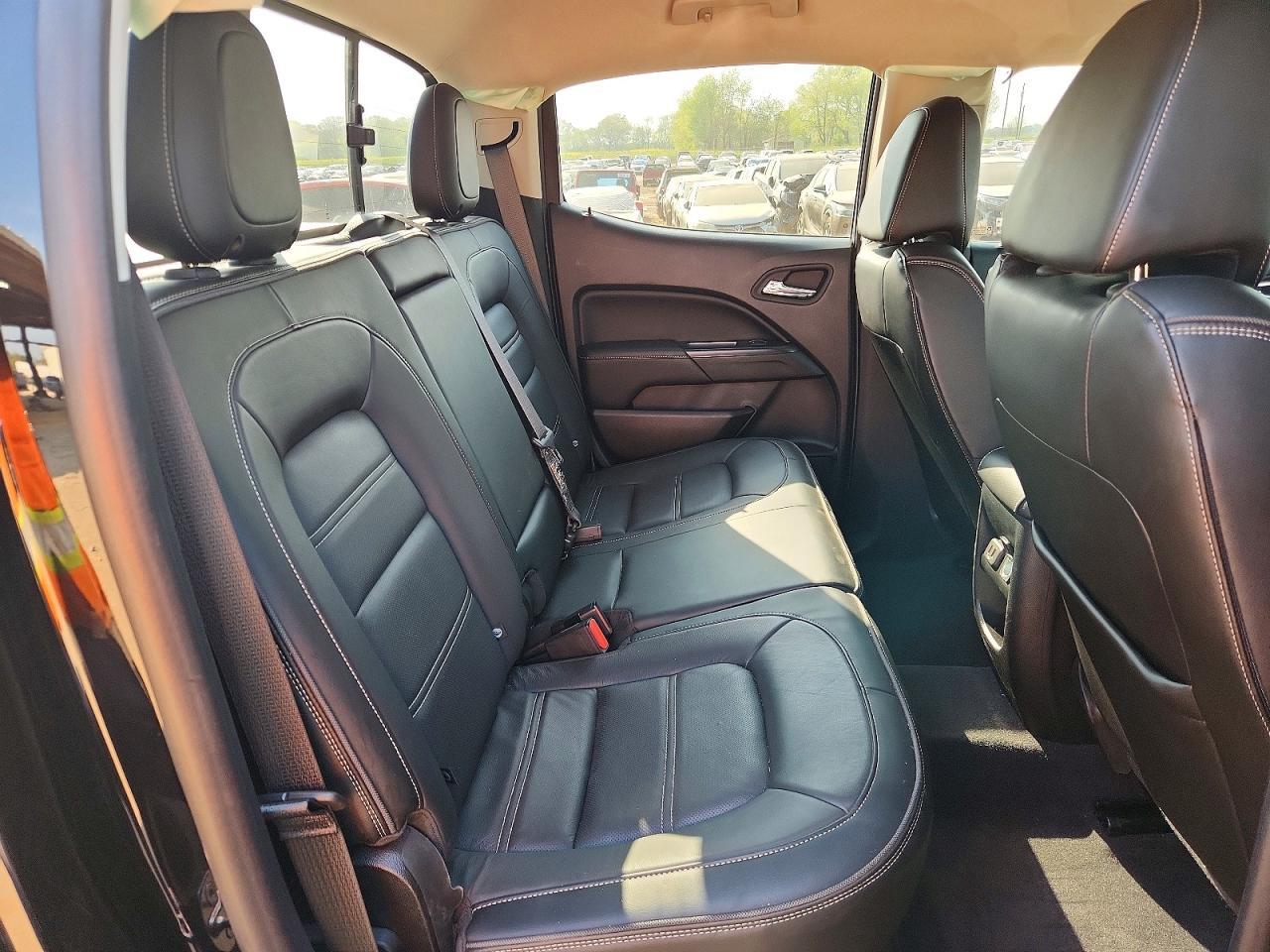 2020 GMC Canyon Denali - zdjęcie 10