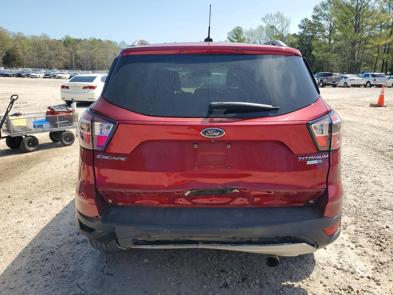 2017 Ford Escape Titanium - zdjęcie 6