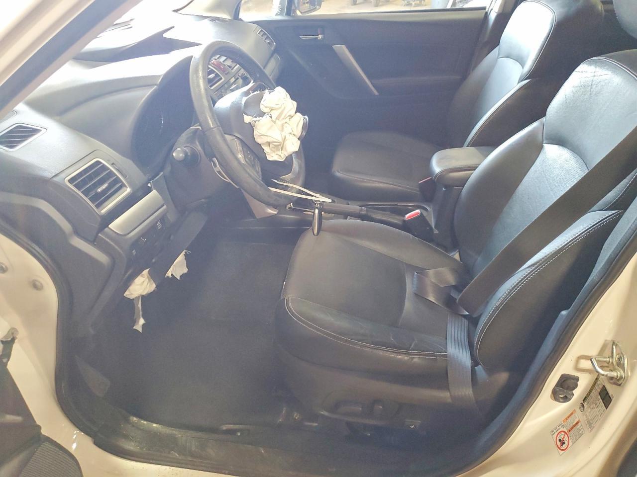 2016 Subaru Forester 2.0Xt Touring - zdjęcie 7