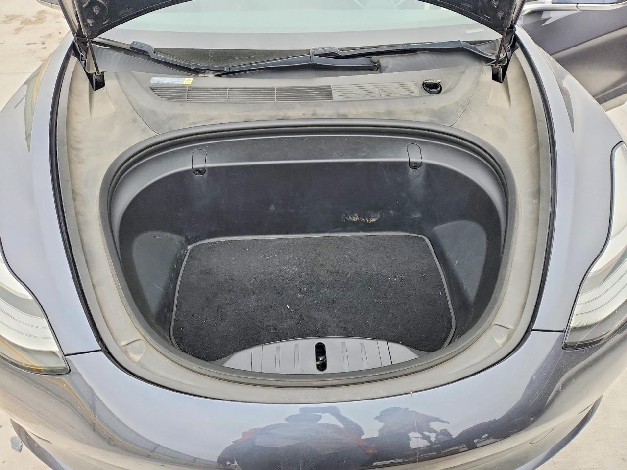 2018 Tesla Model 3 - zdjęcie 11