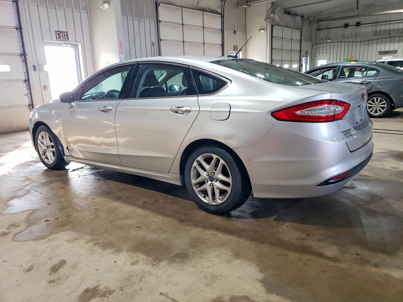 2016 Ford Fusion Se - zdjęcie 2