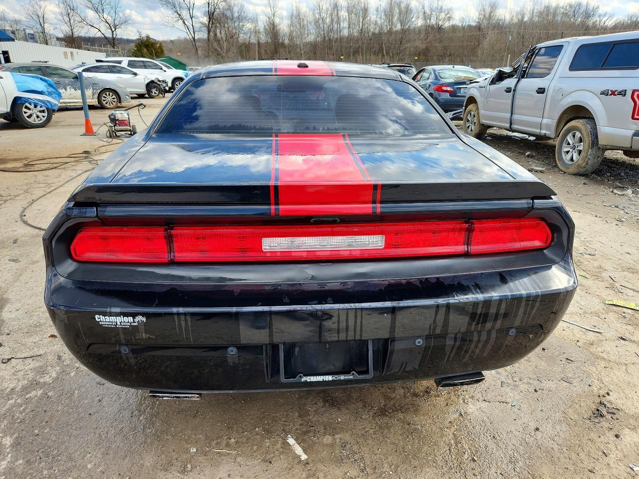 2013 Dodge Challenger Sxt - zdjęcie 6