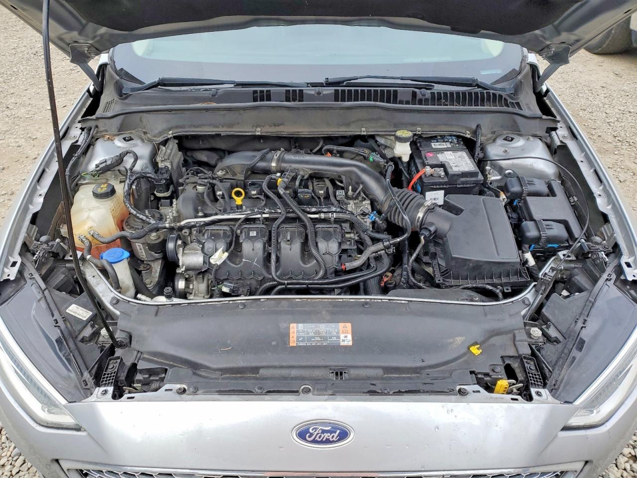 2020 Ford Fusion Titanium - zdjęcie 11