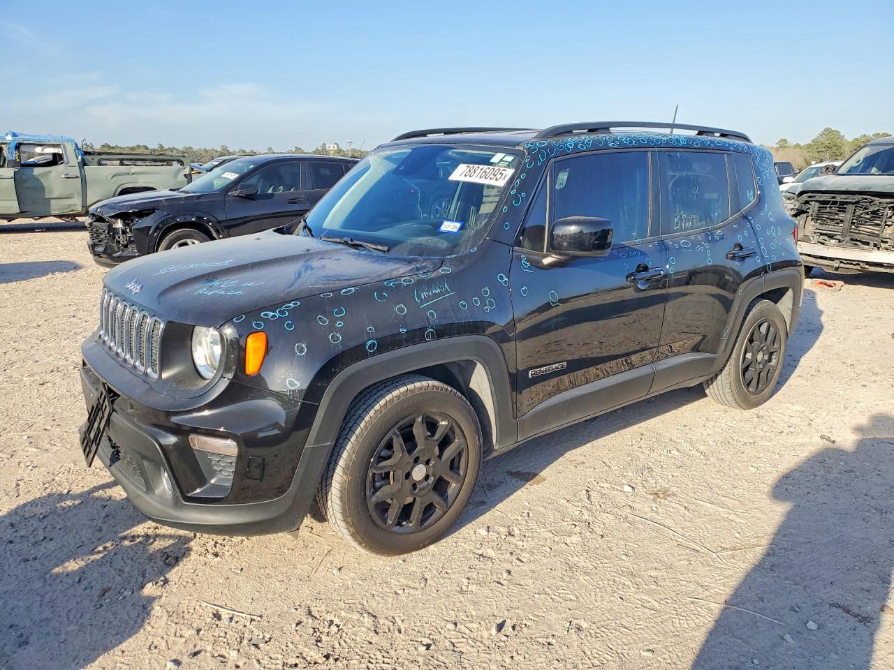 2021 Jeep Renegade Latitude - zdjęcie główne