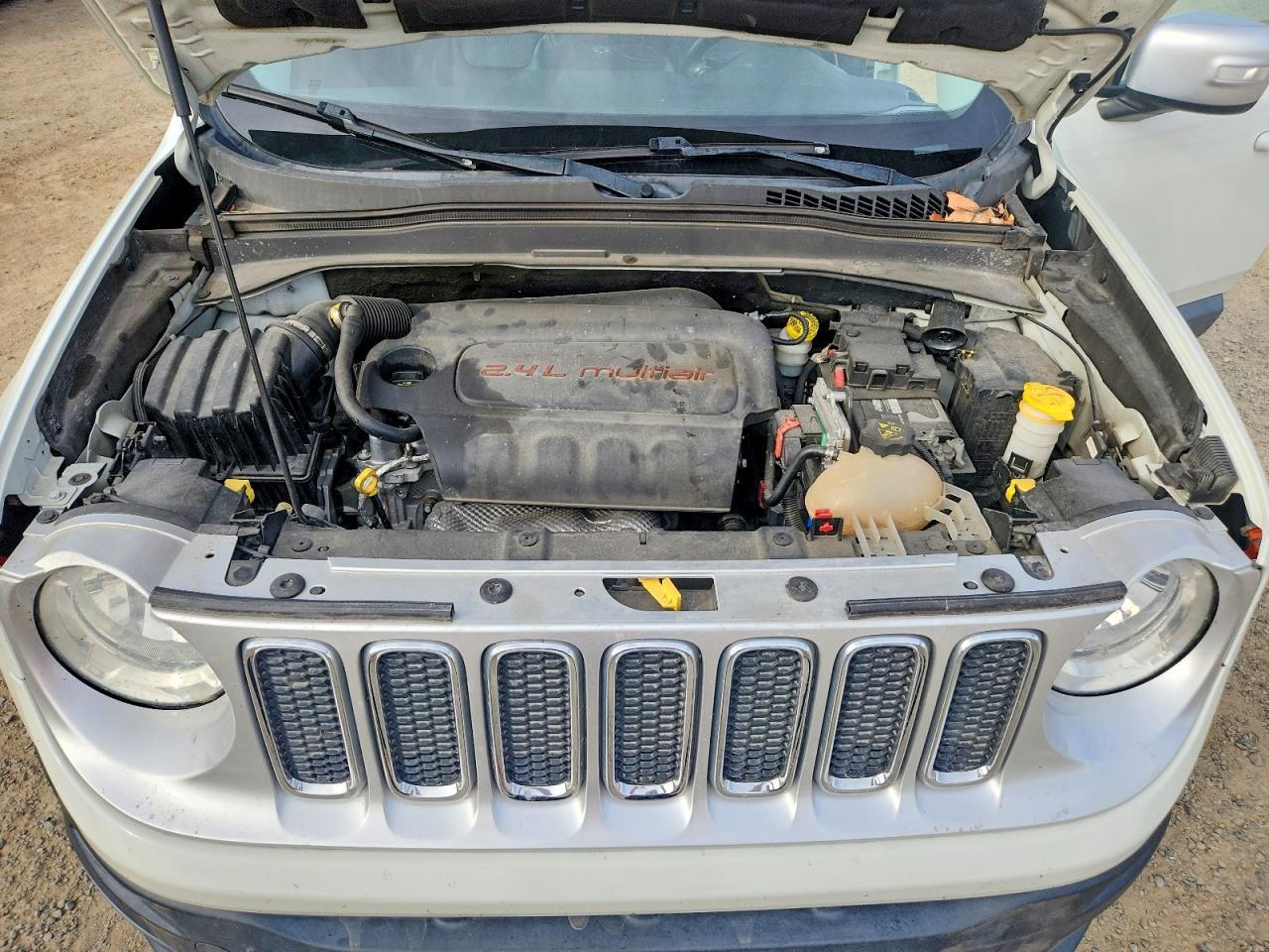 2015 Jeep Renegade Limited - zdjęcie 11