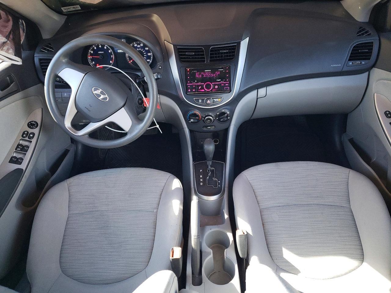 2015 Hyundai Accent Gls - zdjęcie 8