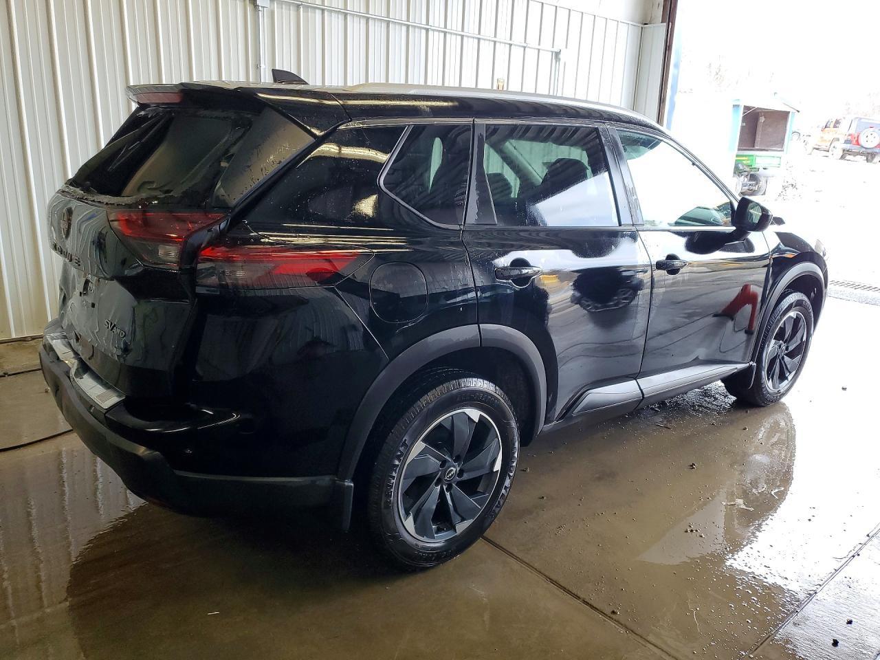 2024 Nissan Rogue Sv - zdjęcie 3