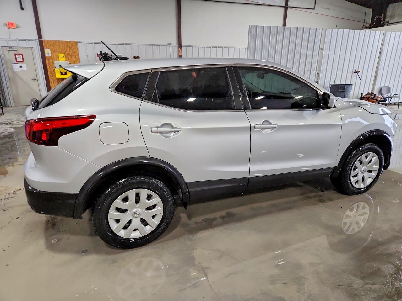 2019 Nissan Rogue Sport S - zdjęcie 3