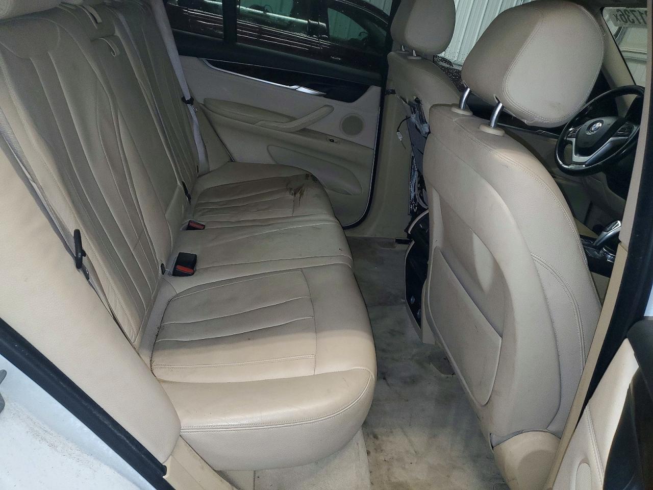 2015 BMW X5 xDrive35I - zdjęcie 11