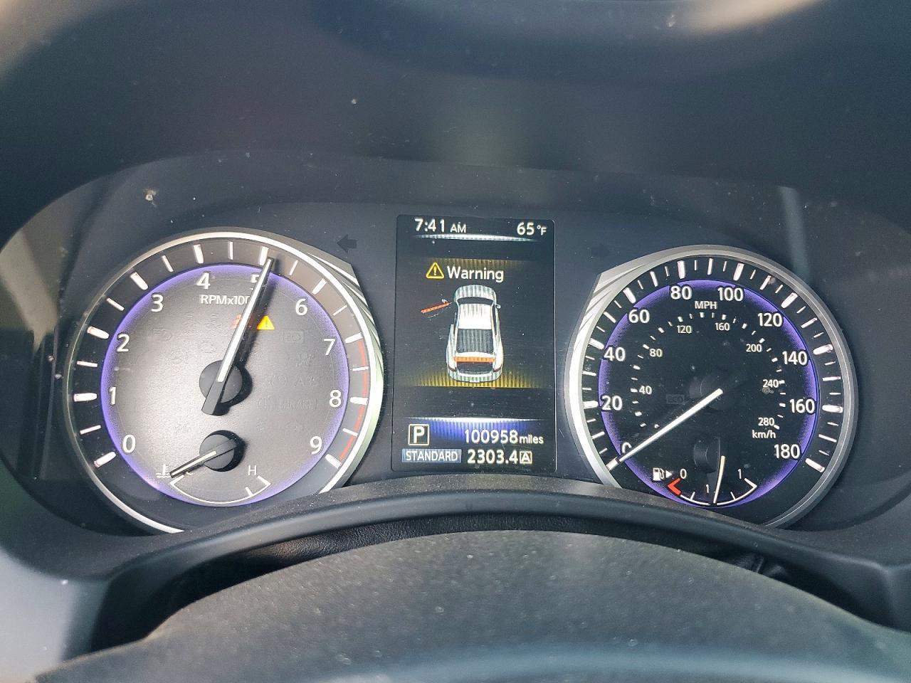 2017 Infiniti Q60 Red Sport 400 - zdjęcie 9