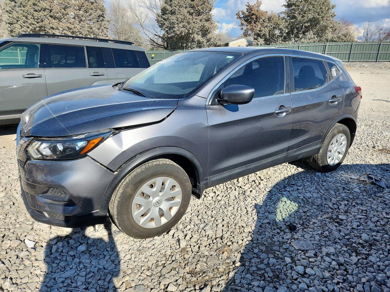 2020 Nissan Rogue Sport S - zdjęcie główne