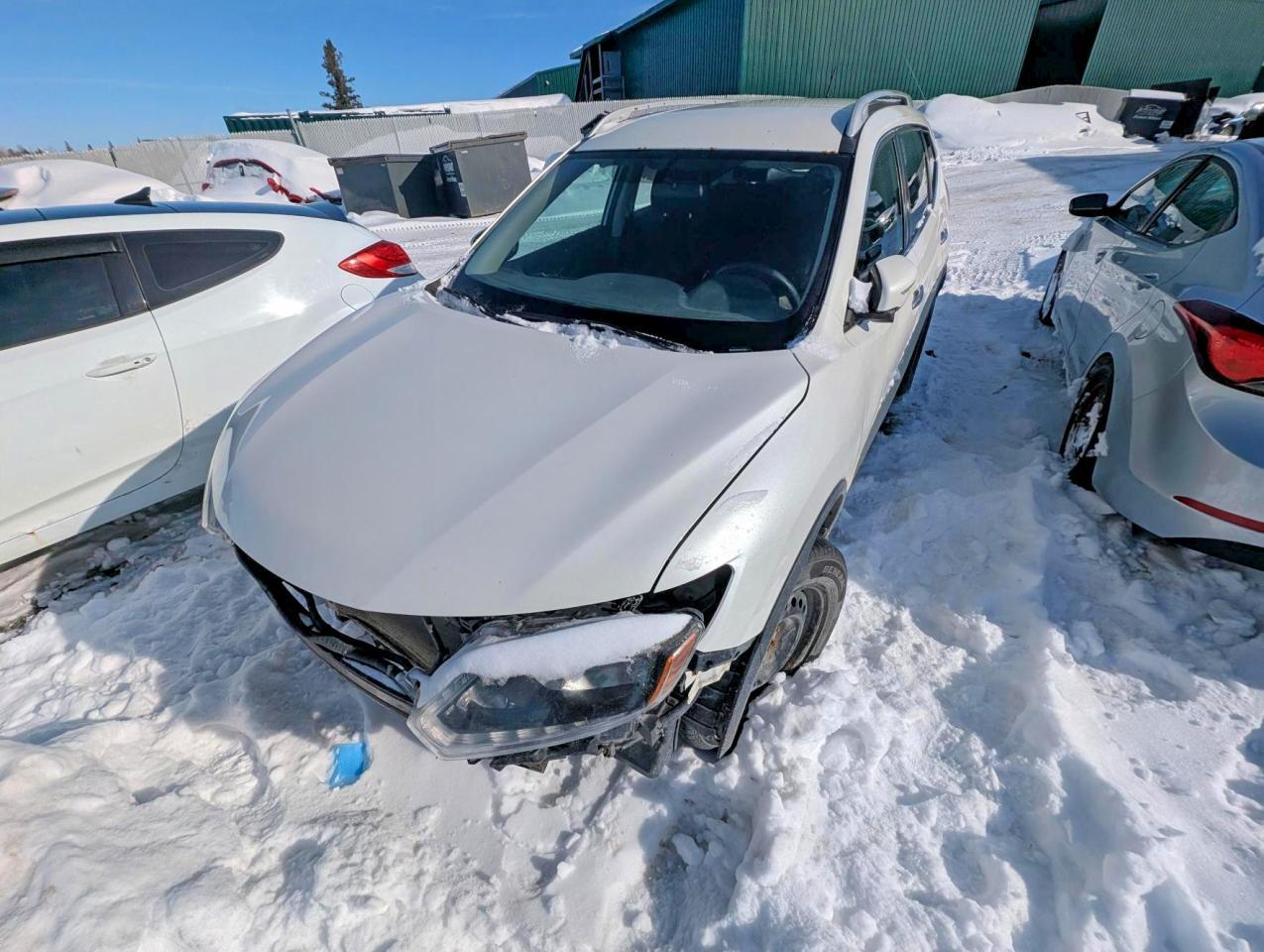 2015 Nissan Rogue S - zdjęcie główne