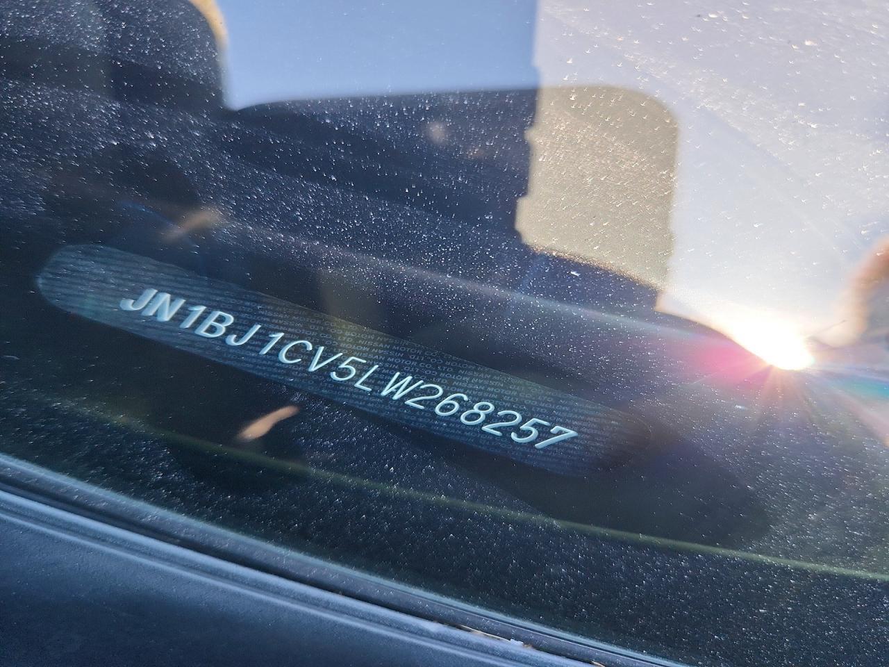 2020 Nissan Rogue Sport S - zdjęcie 13