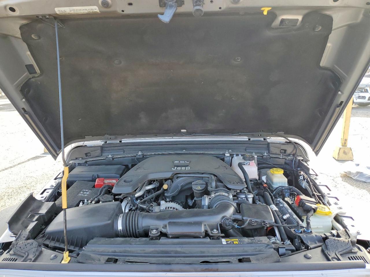 2019 Jeep Wrangler Sport - zdjęcie 11