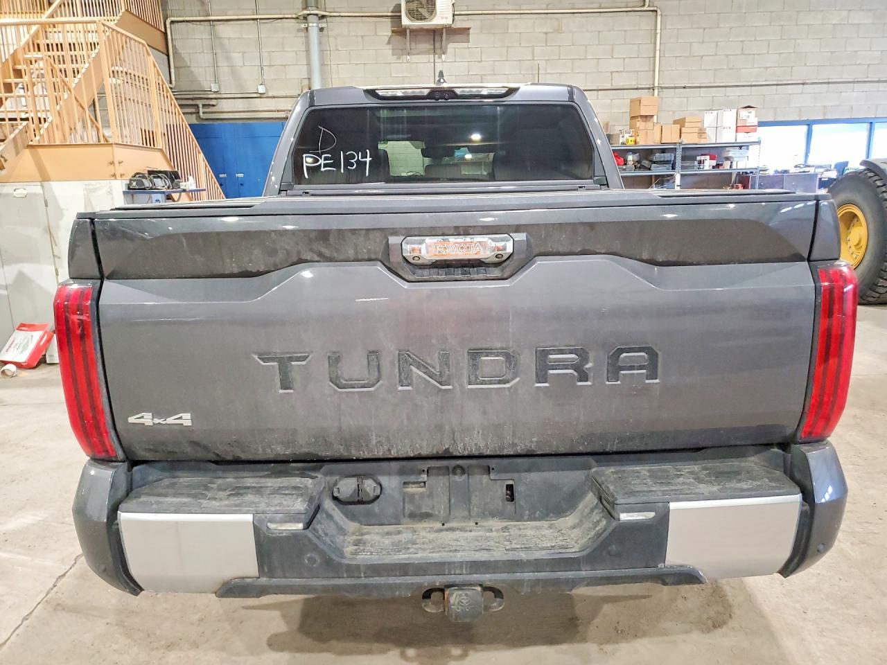 2024 Toyota Tundra Limited - zdjęcie 6