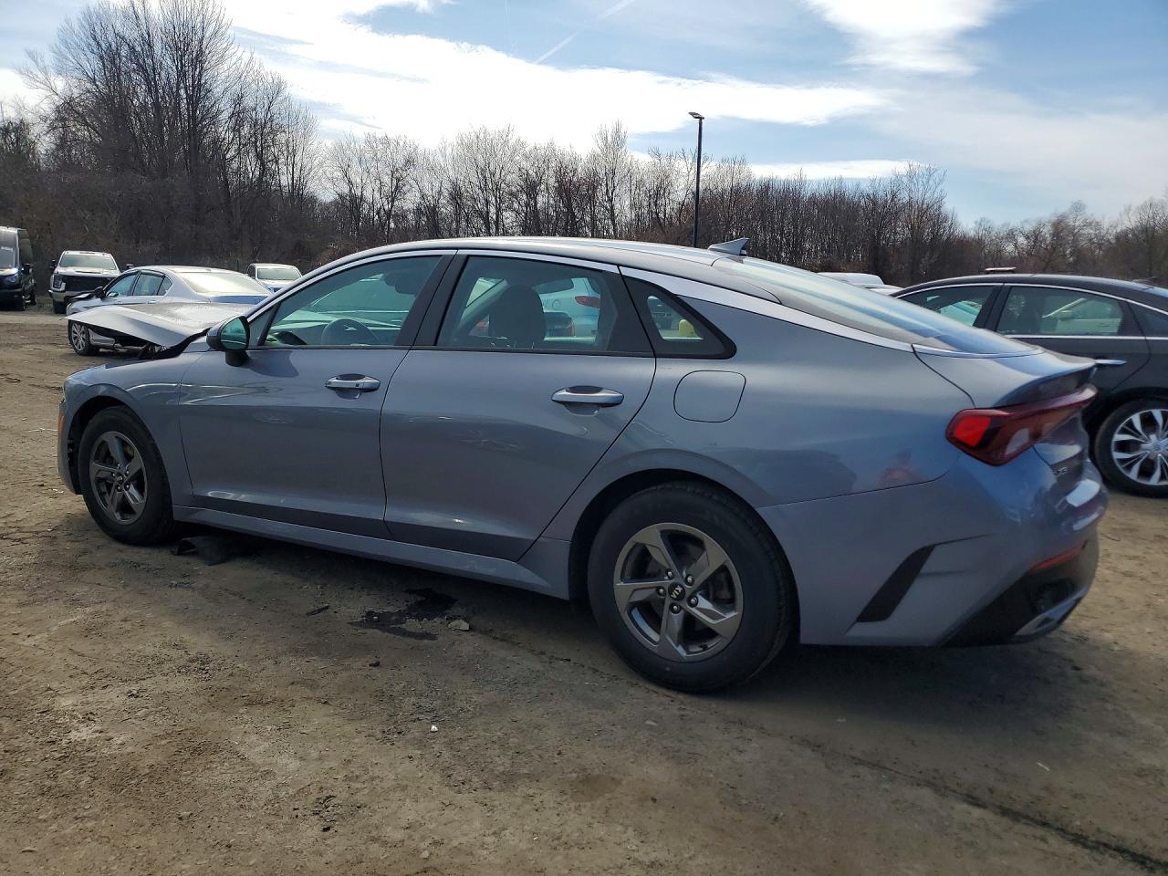 2021 Kia K5 Lxs - zdjęcie 2