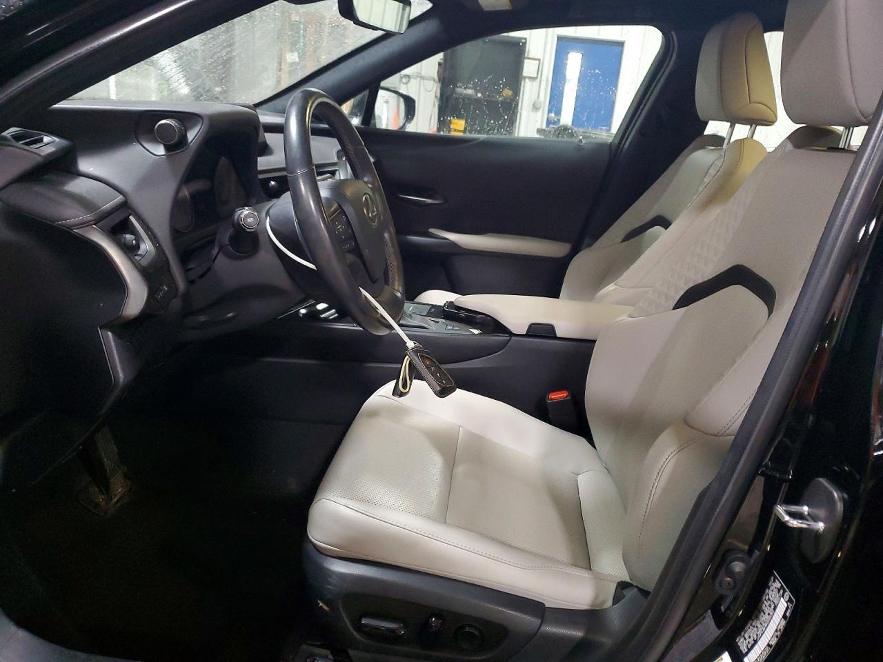 2022 Lexus Ux 250H Base - zdjęcie 7